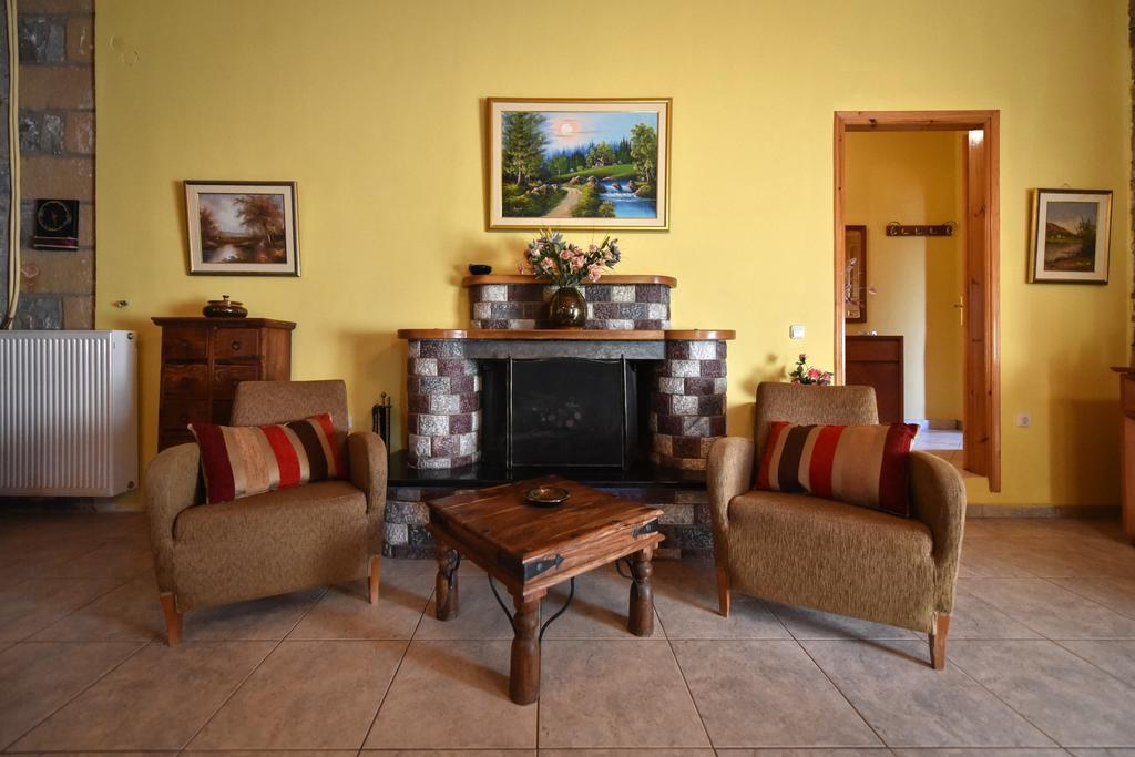 Villa Onar A Stone House With Amazing View Stoupa Exterior photo