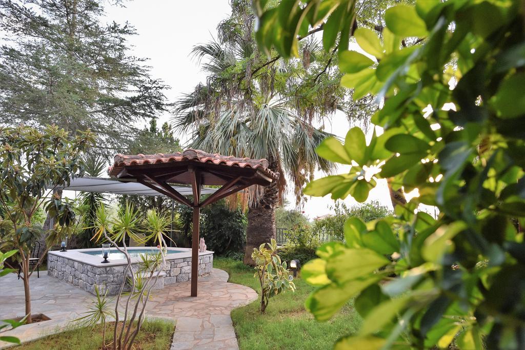 Villa Onar A Stone House With Amazing View Stoupa Exterior photo